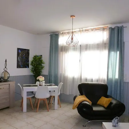 Le Chat Botte Perpignan Exterior photo